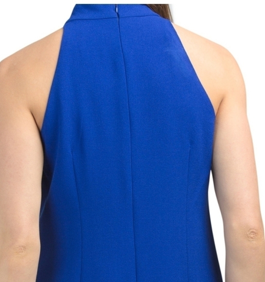 VINCE Camuto Stretch Crepe Halter Neck Dress - Picture 4 of 5